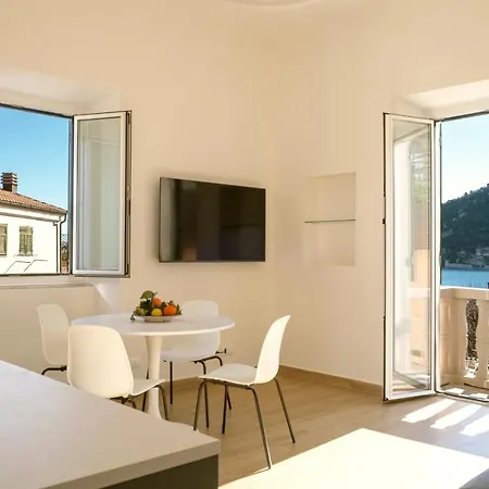 Noliday Riviera Sea View Luxury Apartment Exterior foto
