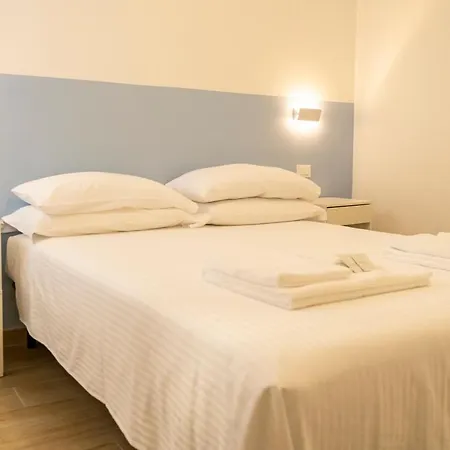 Noliday Riviera Sea View Luxury Apartment Exterior foto