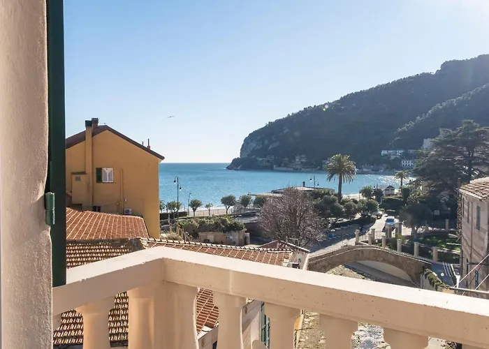Noliday Riviera Sea View Luxury Apartment